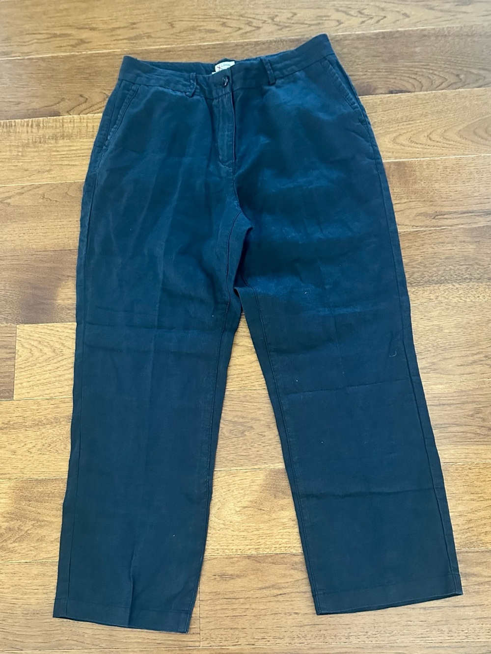 L.L. Bean Linen Black Straight-Leg Linen Pants. 8Petite.